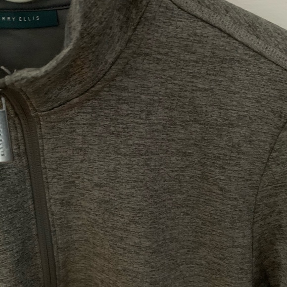 Perry Ellis Quarter-Zip - Picture 6 of 6